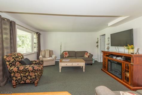 977 Old Foundry Road Stillwater NJ 07860