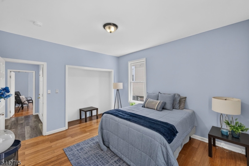 17 Wolcott Terrace Newark NJ 07112