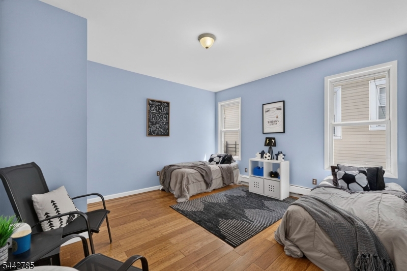 17 Wolcott Terrace Newark NJ 07112
