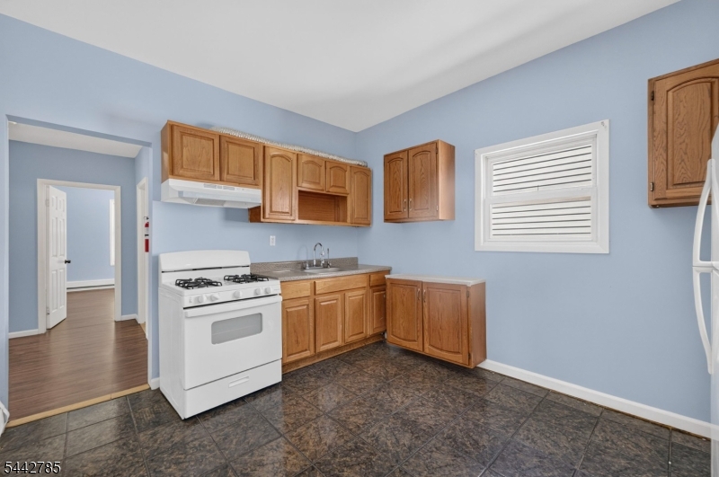 17 Wolcott Terrace Newark NJ 07112