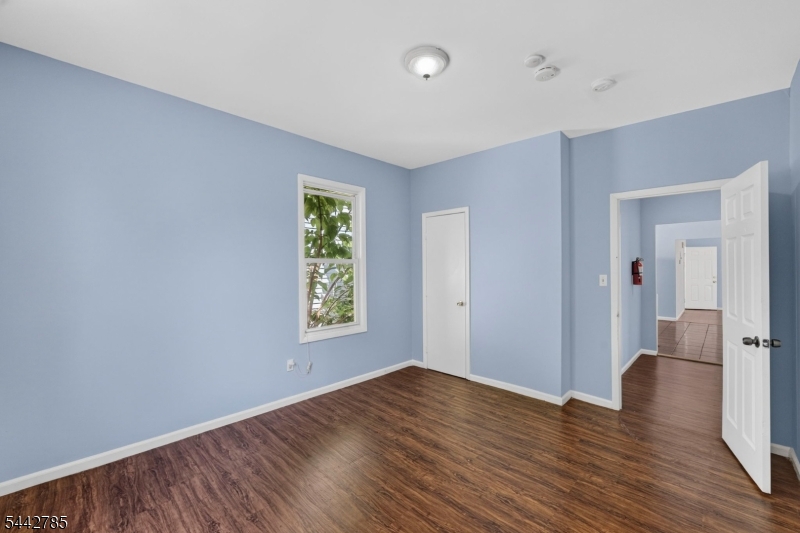 17 Wolcott Terrace Newark NJ 07112