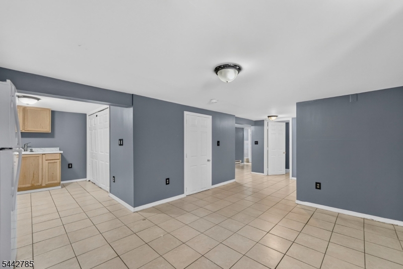 17 Wolcott Terrace Newark NJ 07112
