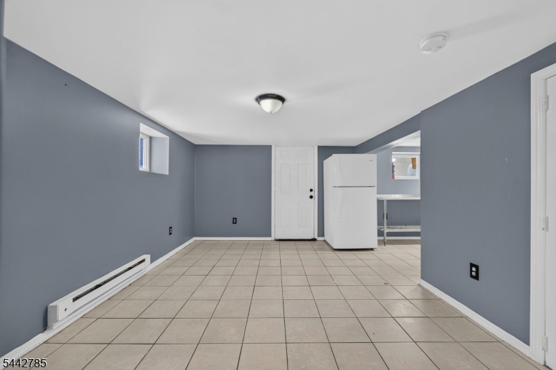 17 Wolcott Terrace Newark NJ 07112