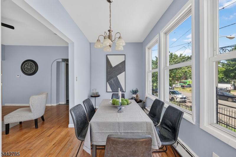 17 Wolcott Terrace Newark NJ 07112