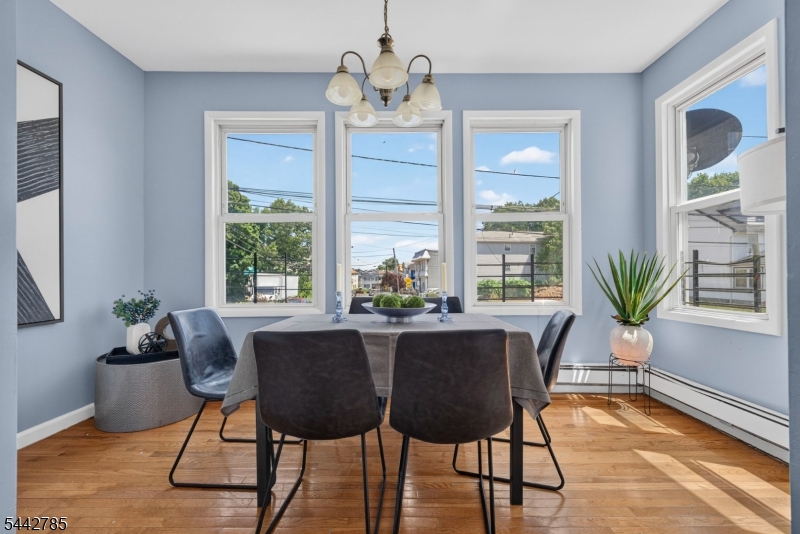 17 Wolcott Terrace Newark NJ 07112