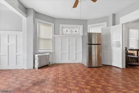 16 N 16th Street East Orange NJ 07017