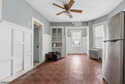 16 N 16th Street East Orange NJ 07017