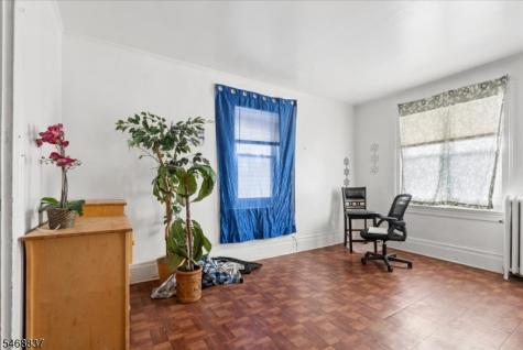 16 N 16th Street East Orange NJ 07017