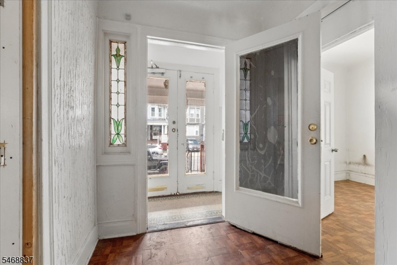 16 N 16th Street East Orange NJ 07017