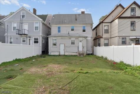 16 N 16th Street East Orange NJ 07017