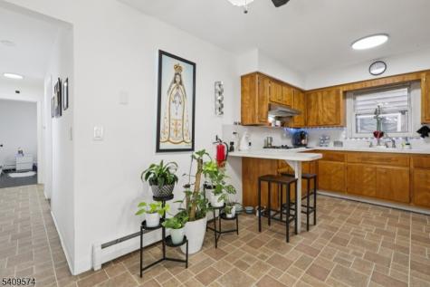 89 Anderson Avenue Wallington NJ 07057