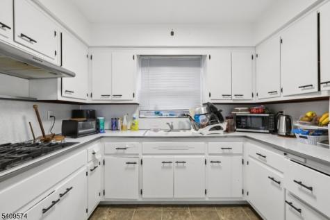 89 Anderson Avenue Wallington NJ 07057
