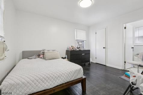89 Anderson Avenue Wallington NJ 07057