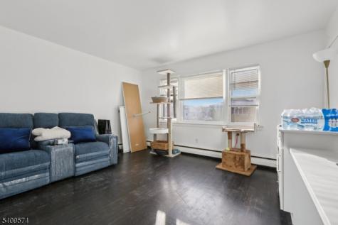 89 Anderson Avenue Wallington NJ 07057
