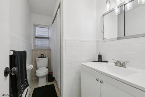89 Anderson Avenue Wallington NJ 07057