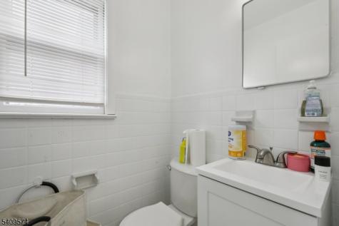89 Anderson Avenue Wallington NJ 07057