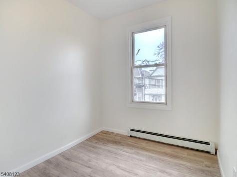 221 Bayview Avenue Jersey City NJ 07305