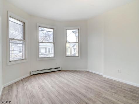 221 Bayview Avenue Jersey City NJ 07305