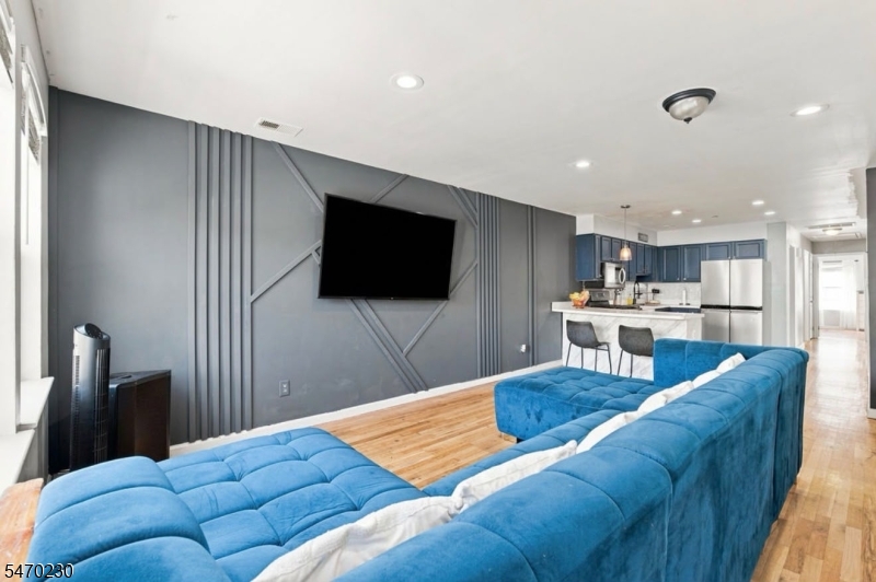 224 Pine Street Elizabeth NJ 07206