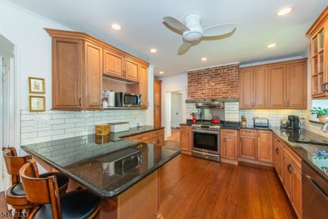 11 N Mountain Avenue Montclair NJ 07042