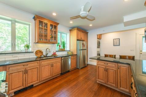 11 N Mountain Avenue Montclair NJ 07042
