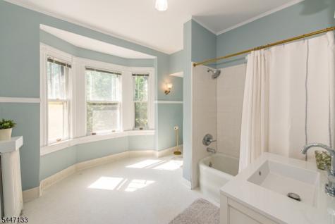 11 N Mountain Avenue Montclair NJ 07042