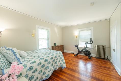 11 N Mountain Avenue Montclair NJ 07042