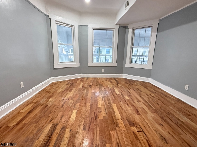 44 N 16th Street East Orange NJ 07017