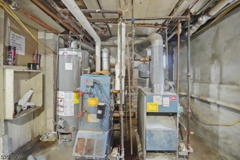 253 S Burnett Street East Orange NJ 07018