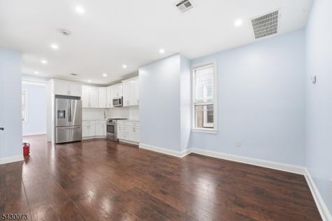 514 42ND Street Union NJ 07087