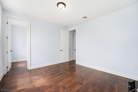 514 42ND Street Union NJ 07087