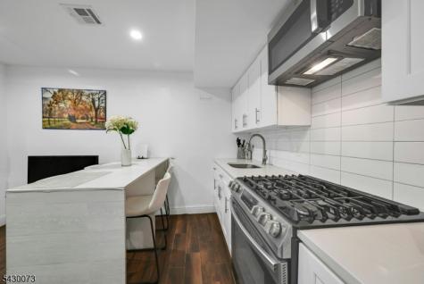 514 42ND Street Union NJ 07087