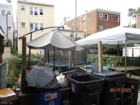 63 Warwick Street Newark NJ 07105