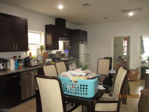 63 Warwick Street Newark NJ 07105