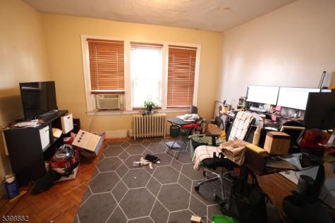 443 Norwood Street East Orange NJ 07018