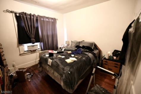 443 Norwood Street East Orange NJ 07018