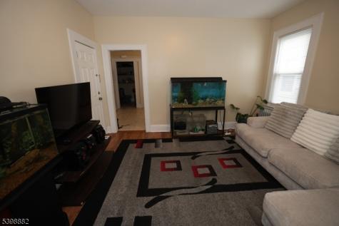 443 Norwood Street East Orange NJ 07018