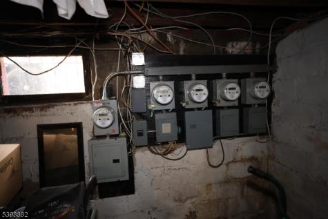 443 Norwood Street East Orange NJ 07018