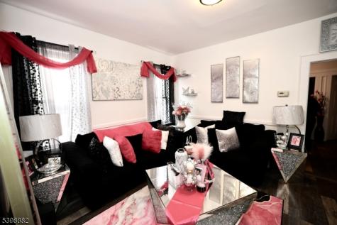 443 Norwood Street East Orange NJ 07018