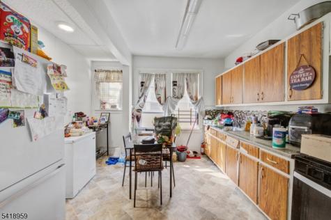 69 Stockman Place Irvington NJ 07111