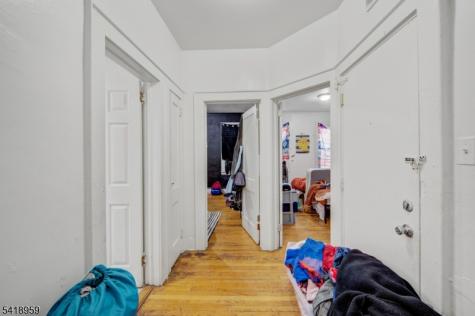 69 Stockman Place Irvington NJ 07111