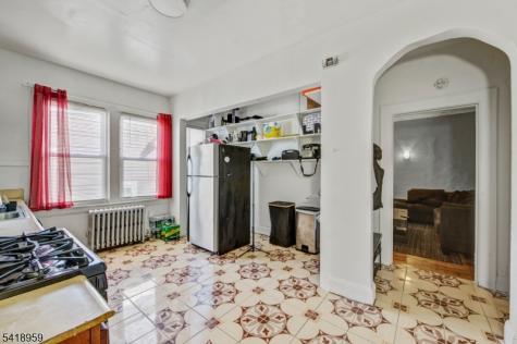 69 Stockman Place Irvington NJ 07111