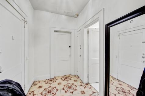 69 Stockman Place Irvington NJ 07111
