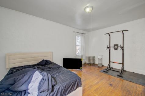 69 Stockman Place Irvington NJ 07111