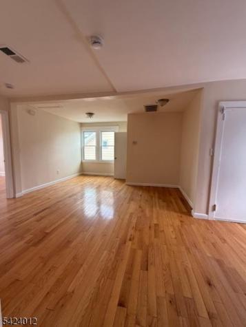 219 Renner Avenue Newark NJ 07112