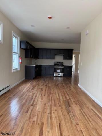 219 Renner Avenue Newark NJ 07112