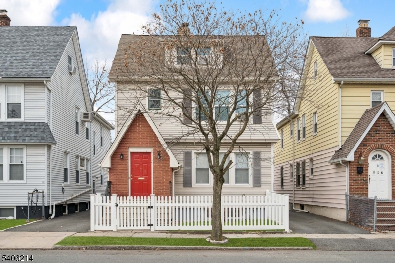 193 Hoffman Boulevard East Orange NJ 07017