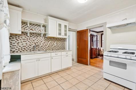 193 Hoffman Boulevard East Orange NJ 07017