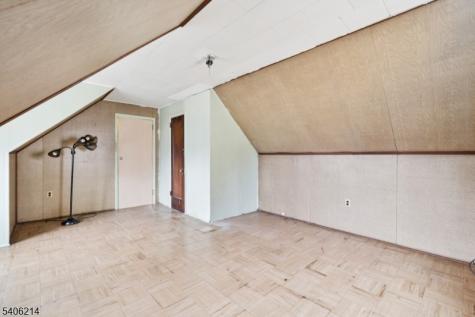 193 Hoffman Boulevard East Orange NJ 07017