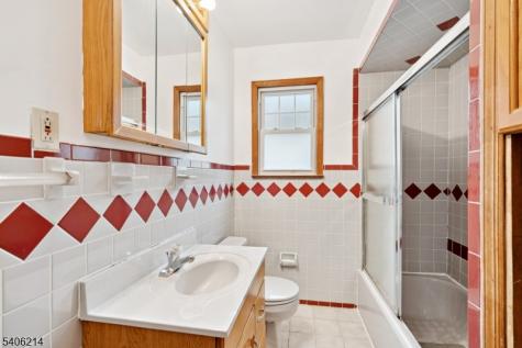 193 Hoffman Boulevard East Orange NJ 07017